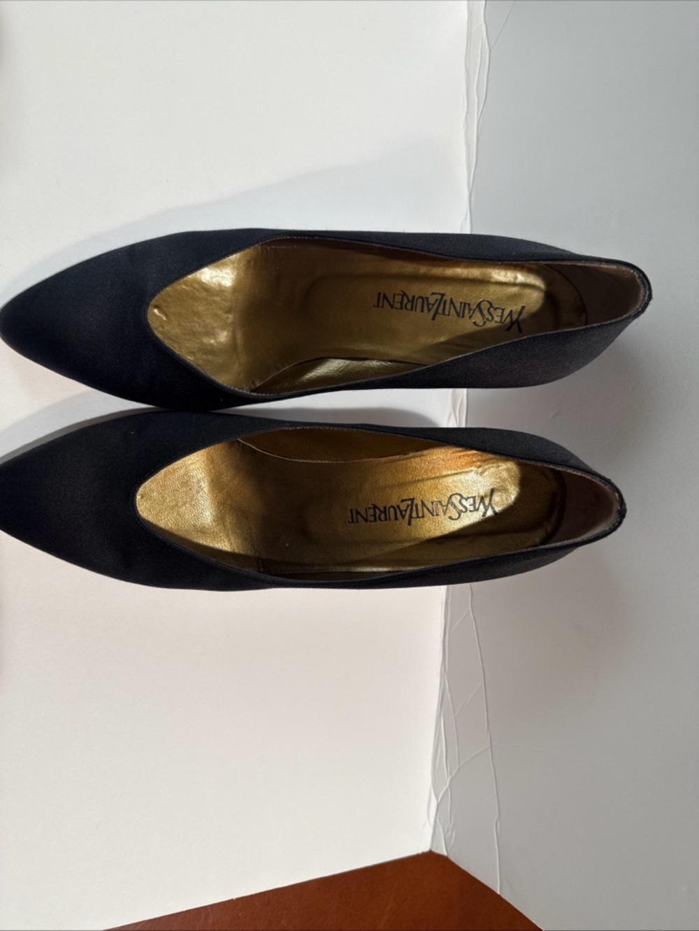 Yves Saint Laurent Black Pointed Toe Pumps 9.5 - Picture 14 of 14